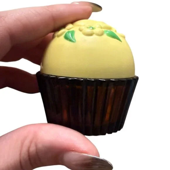 Vintage Avon Yellow Bon-Bon Decanter Cotillion Cologne | Cupcake Bottle 1970s - Picture 4 of 7